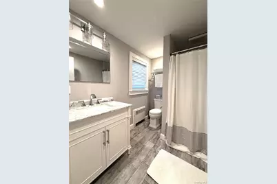 24 Pegs Lane, Riverhead, NY 11901 - Photo 6