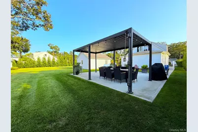 24 Pegs Lane, Riverhead, NY 11901 - Photo 10