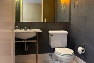 10 City Pl, White Plains, NY 10601 - Photo 10