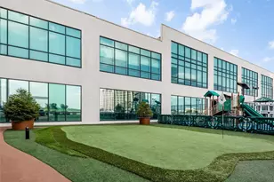 10 City Pl, White Plains, NY 10601 - Photo 18