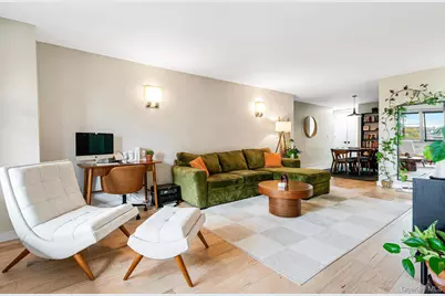 70-25 Yellowstone Boulevard #6T, Forest Hills, NY 11375 - Photo 6