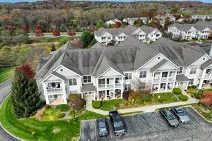 919 Saratoga Ln, Fishkill, NY 12524 - Photo 4