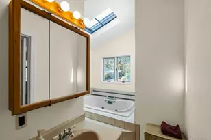 34 Winston Dr, Smithtown, NY 11787 - Photo 20