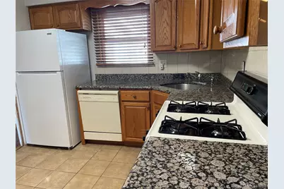 1115 Agnes Court, Valley Stream, NY 11580 - Photo 4