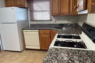 1115 Agnes Ct, Valley Stream, NY 11580 - Photo 4