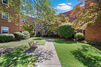 330 S Broadway #H4, Tarrytown, NY 10591 - Photo 1