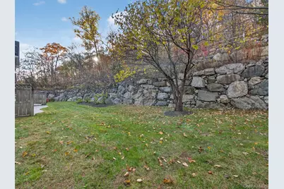 221 Woodlands Drive, Tuxedo Park, NY 10987 - Photo 18