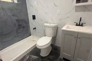 116-32 205, Saint Albans, NY 11412 - Photo 12