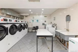 499 N Broadway, White Plains, NY 10603 - Photo 24