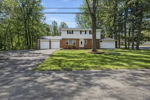 11 Rensselaer Dr, Spring Valley, NY 10977 - Photo 2