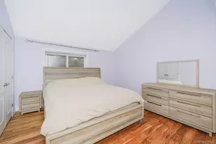 18 Atmore Pl, New York, NY 10306 - Photo 4