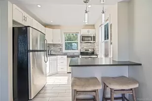 48 Farmers Ave, Lindenhurst, NY 11757 - Photo 14