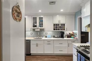 1567 Grundy Ave, Holbrook, NY 11741 - Photo 4