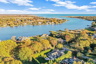 15 Riviera Court, Great River, NY 11739 - Photo 4