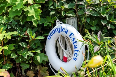 45 Huckleberry Lane, East Hampton, NY 11937 - Photo 2