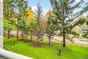 10 Stewart Pl, White Plains, NY 10603 - Photo 26