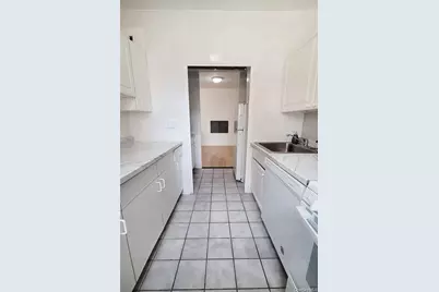 99-52 66Rd #3T, Rego Park, NY 11374 - Photo 6