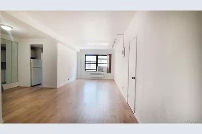 99-52 66Rd #3T, Rego Park, NY 11374 - Photo 2