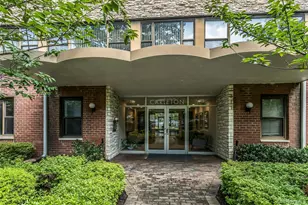 15 Hill Park Ave, Great Neck, NY 11021 - Photo 24
