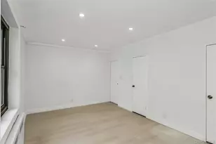 15 Hill Park Ave Ave, Great Neck, NY 11021 - Photo 18