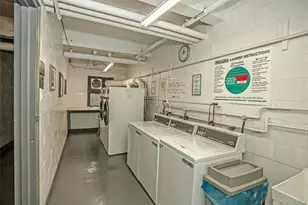 15 Hill Park Ave Ave, Great Neck, NY 11021 - Photo 26