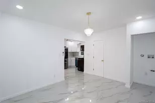 115 N Corona Ave, Valley Stream, NY 11580 - Photo 14