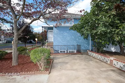 115 N Corona Avenue, Valley Stream, NY 11580 - Photo 4