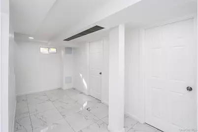 115 N Corona Avenue, Valley Stream, NY 11580 - Photo 30