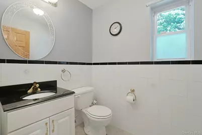 49 Nanny Hagen Road, Thornwood, NY 10594 - Photo 18