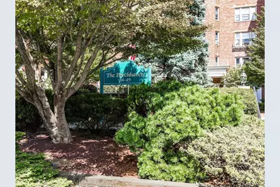 84-49 168th Street #2B, Jamaica, NY 11432 - Photo 2