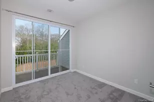 86 Sutton Ct, Mount Sinai, NY 11766 - Photo 8