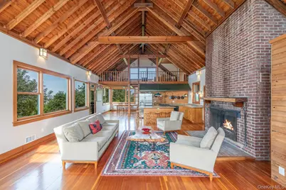 [Address not provided], East Marion, NY 11939 - Photo 10