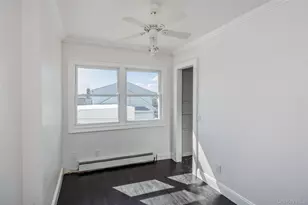 33 Dock Dr, Freeport, NY 11520 - Photo 28