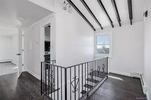 33 Dock Dr, Freeport, NY 11520 - Photo 4