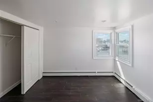 33 Dock Dr, Freeport, NY 11520 - Photo 12