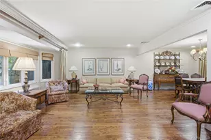 7 Judith St, Plainview, NY 11803 - Photo 10