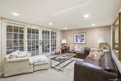 7 Judith Street, Plainview, NY 11803 - Photo 20