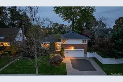 7 Judith Street, Plainview, NY 11803 - Photo 4