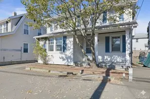84 2nd St, Mineola, NY 11501 - Photo 2