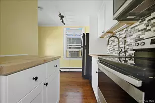 84 2nd St, Mineola, NY 11501 - Photo 10
