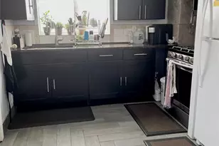 107-33 115th St, Richmond Hill, NY 11419 - Photo 4