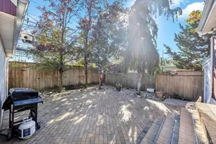 149 Foster Ave, Valley Stream, NY 11580 - Photo 36