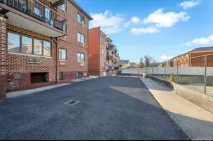 46-12 161st St, Flushing, NY 11358 - Photo 2