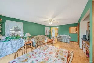 51 Cedar Ave, Patchogue, NY 11772 - Photo 18