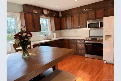 10 Armell Street, Huntington Station, NY 11746 - Photo 8