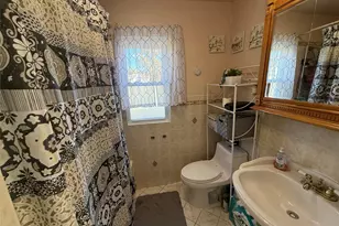 136-29 220th Pl 220th Pl, Springfield Gardens, NY 11413 - Photo 42