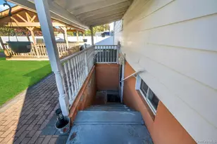 22 Hospital Rd, Patchogue, NY 11772 - Photo 30