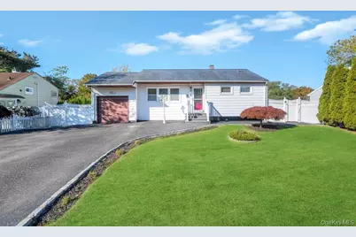 22 Hospital Road, Patchogue, NY 11772 - Photo 1