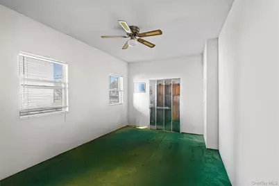 461 N Newbridge Road, Levittown, NY 11756 - Photo 22