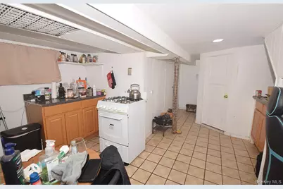16414 81st Avenue, Jamaica, NY 11432 - Photo 6